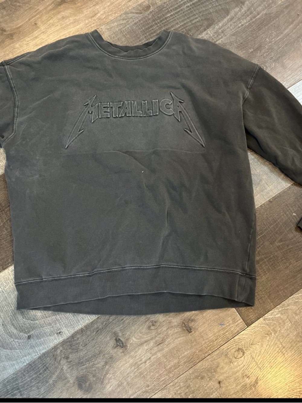 Metallica Medium cotton on brand Black Embroidered Logo Crewneck Sweatshirt -